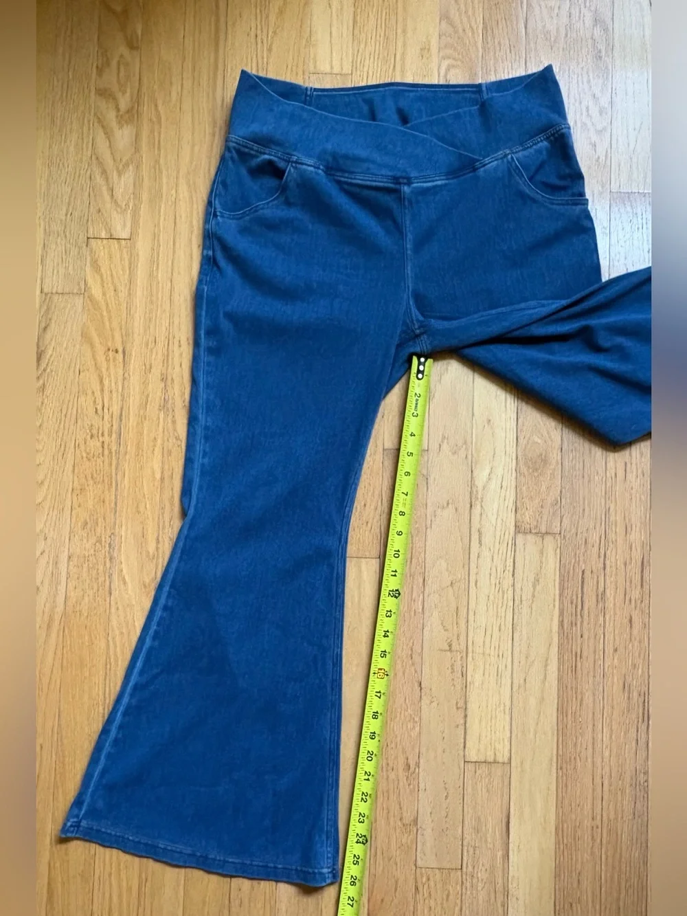 HALARA Flex™ Crossover High Waisted Flare Jeans in Blue Wash -XL Petite NWT